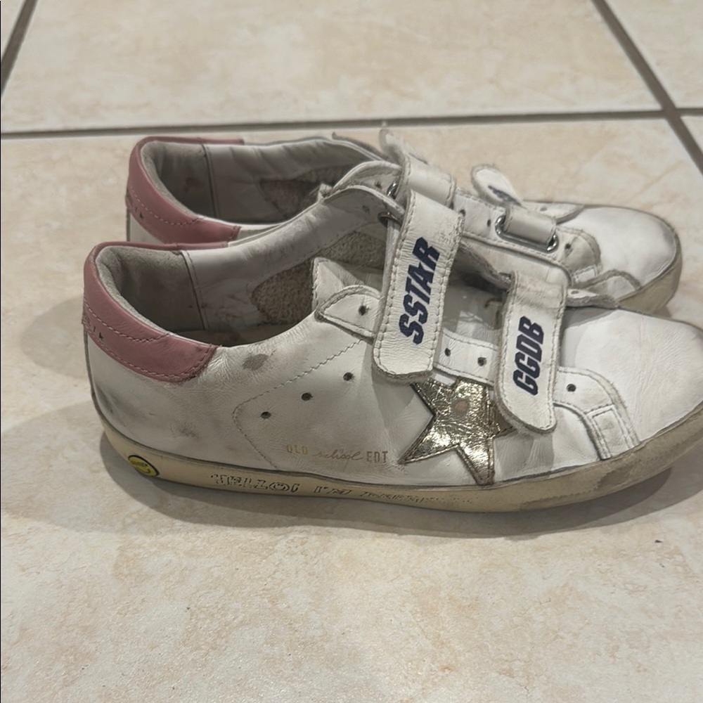 Golden Goose White Velcro Sneakers Classic Comfort - Picture 2 of 4